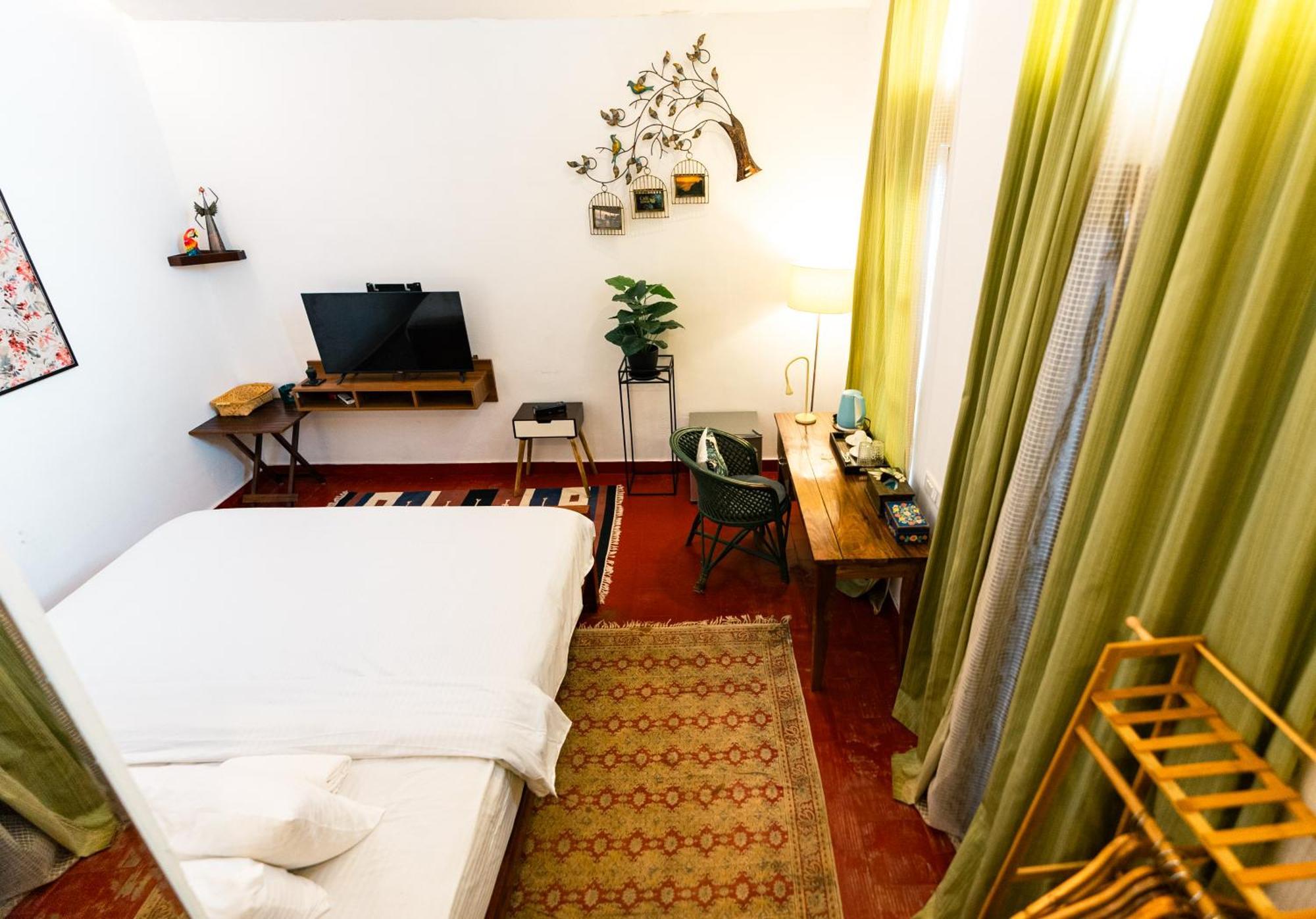 The Room By Sarwaa Varkala Buitenkant foto